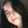 Я Карина, 18, знакомлюсь для постоянных отношений в Кривом Роге