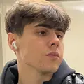 Я Вячеслав, 21, из Москвы, ищу знакомство для без обязательств