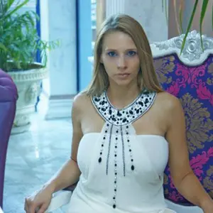 Я Юлия, 21, знакомлюсь для регулярного секса в Дубовой
