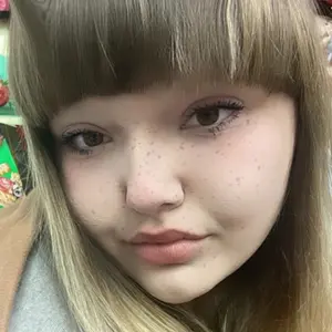 Ульяна из Москвы, мне 20, познакомлюсь для приятного времяпровождения