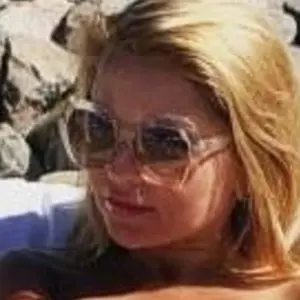 Alisa из Одессы, ищу на сайте регулярный секс