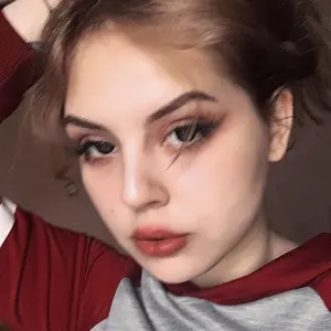 Я Мила, 21, знакомлюсь для секса на одну ночь в Балакове