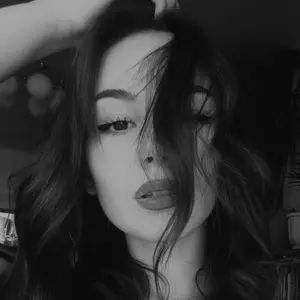 Я Надя, 21, из Ростова, ищу знакомство для приятного времяпровождения