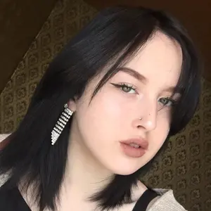Я Alexandra Bleased, 18, из Каменска-Уральского, ищу знакомство для секса на одну ночь