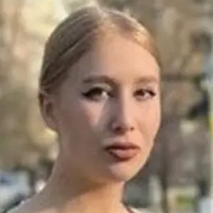 Ірина из Хмельницкого, мне 21, познакомлюсь для общения